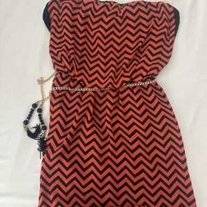 Chevron Patterned Mini Dress - Red and Black